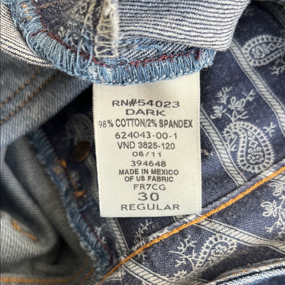 Gap Dark Blue Mid Rise Bootcut Jeans - Size 30R - Picture 10 of 10